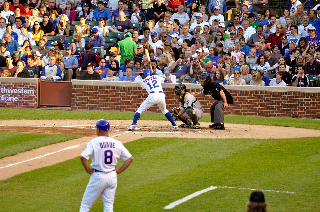 Alfonso Soriano at bat at Wrigley Field on June 16, 2010